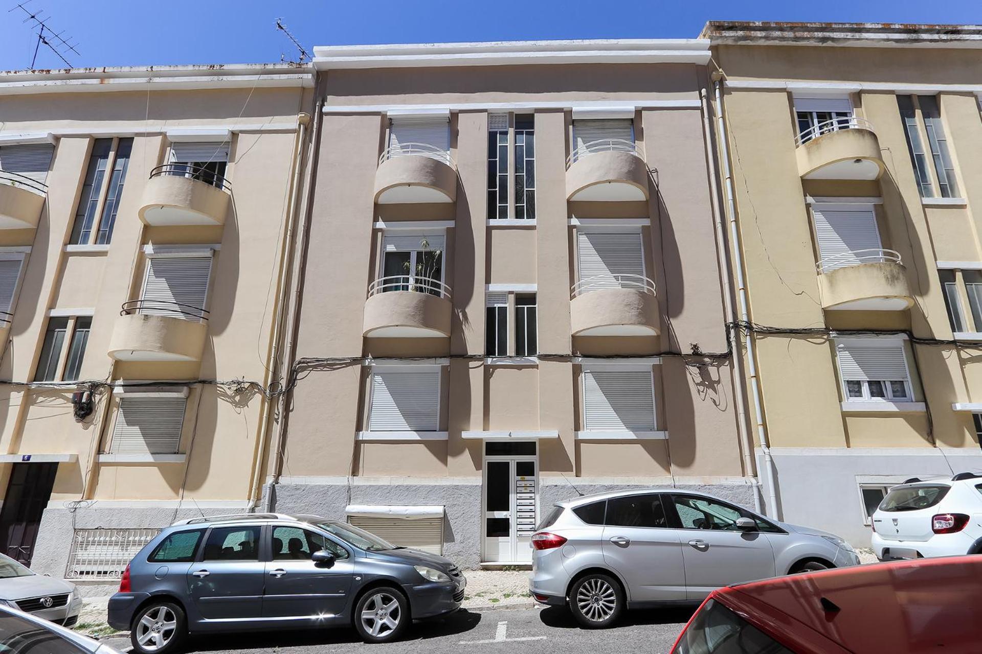 Cozy And Sunny Apartment - Anjos, Lisboa Екстериор снимка